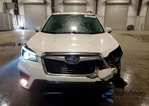 2019 Subaru Forester Limited z USA, uszkodzony, nr VIN JF2SKASC8KH548219